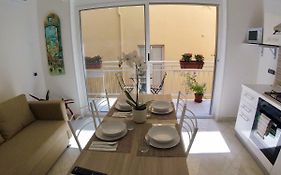 Napoli Hub Apartment